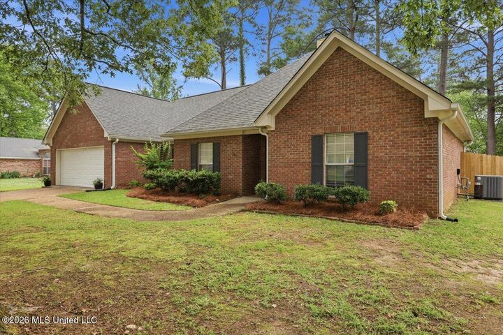Property Photo:  457 Shadowood Drive  MS 39157 