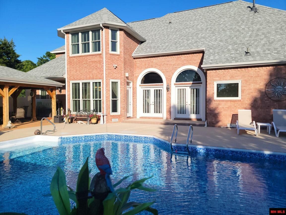 Property Photo:  308 Holly Grove Drive  AR 72653 