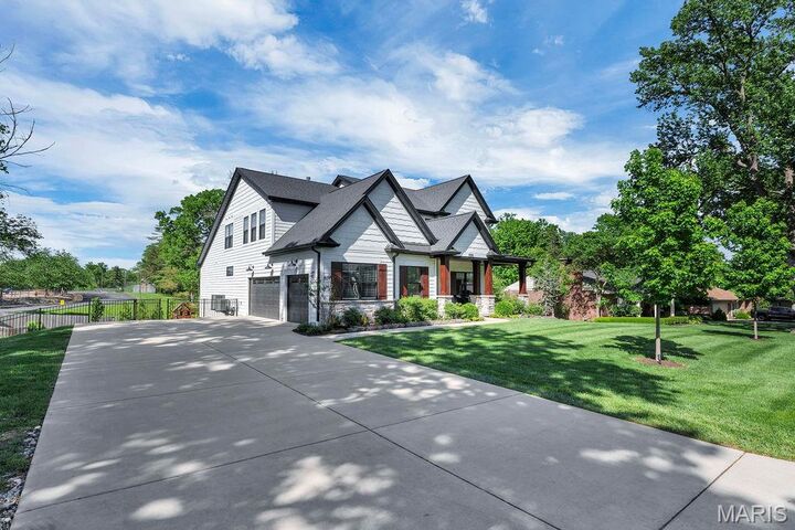 Property Photo:  11915 Kendon Drive  MO 63131 