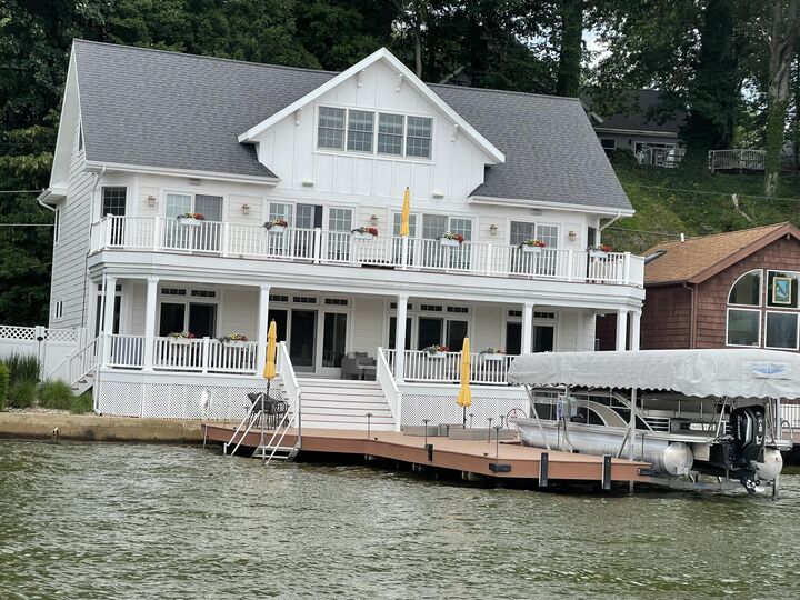 Property Photo: 8568 Lake Avenue MI 49098