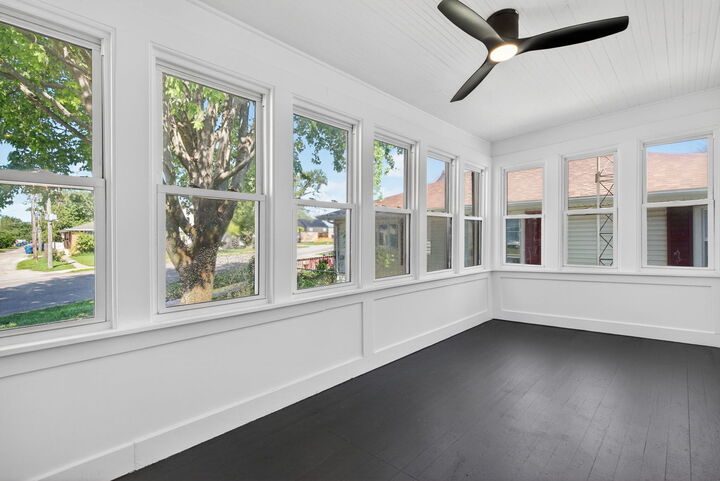 Property Photo: 846 N 5th Avenue IL 60901