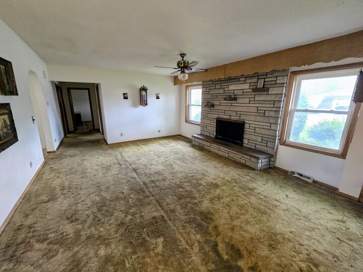 Property Photo:  426 Maxwell Street  IL 60401 