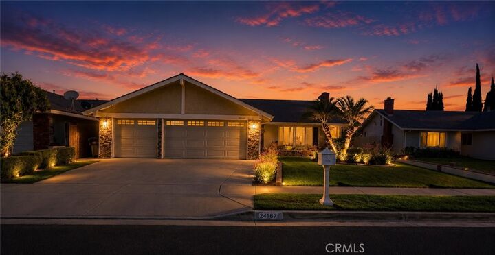 Property Photo: 24167 Via Vargas Drive CA 92553