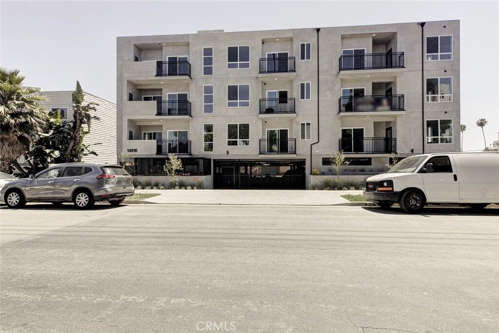 Property Photo: 14810 Delano Street 406 CA 91411