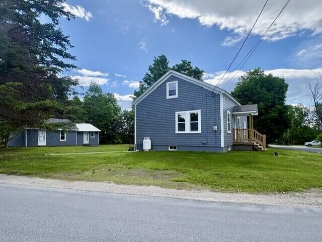 Property Photo:  887 Foxes Ridge Road  ME 04001 