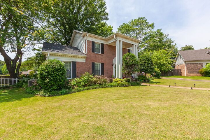 Property Photo:  5 Maryville Cv  TN 38301 