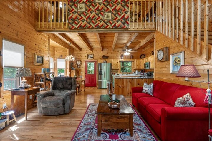 Property Photo:  392 Oak Hills Drive  GA 30560 