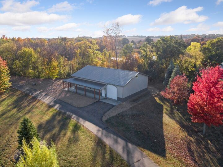 Property Photo:  7115 County Road 10  MN 55318 