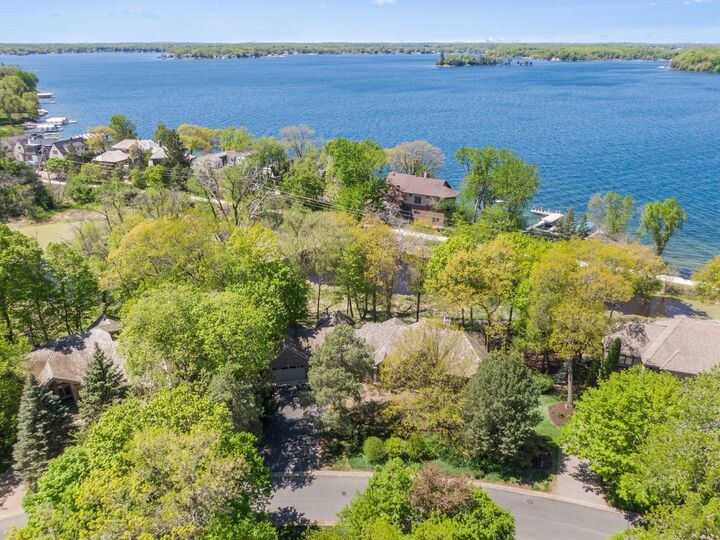 Property Photo:  4820 Lodge Lane  MN 55331 