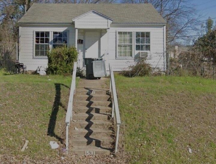 Property Photo:  1531 Padgitt Avenue  TX 75203 