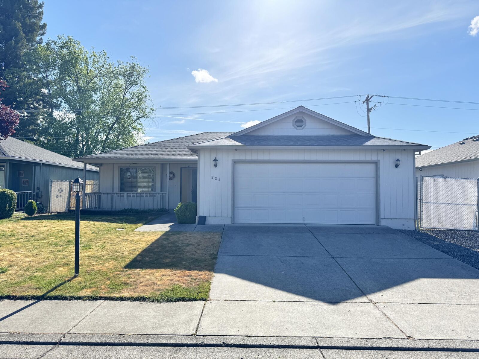 Property Photo:  324 Sandi Way  OR 97524 