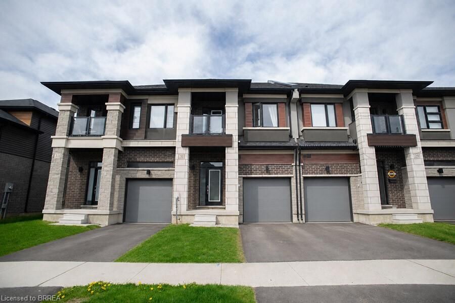 Property Photo:  31 Wakeling Drive  ON N3V 0B8 