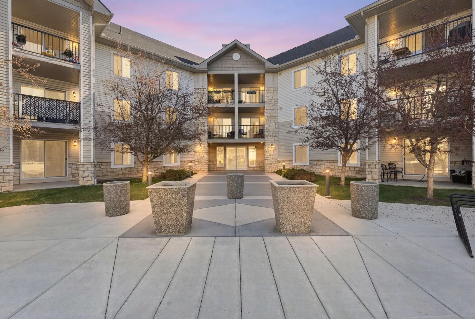 Property Photo:  2371 Eversyde Avenue SW 2320  AB T2Y 5B8 