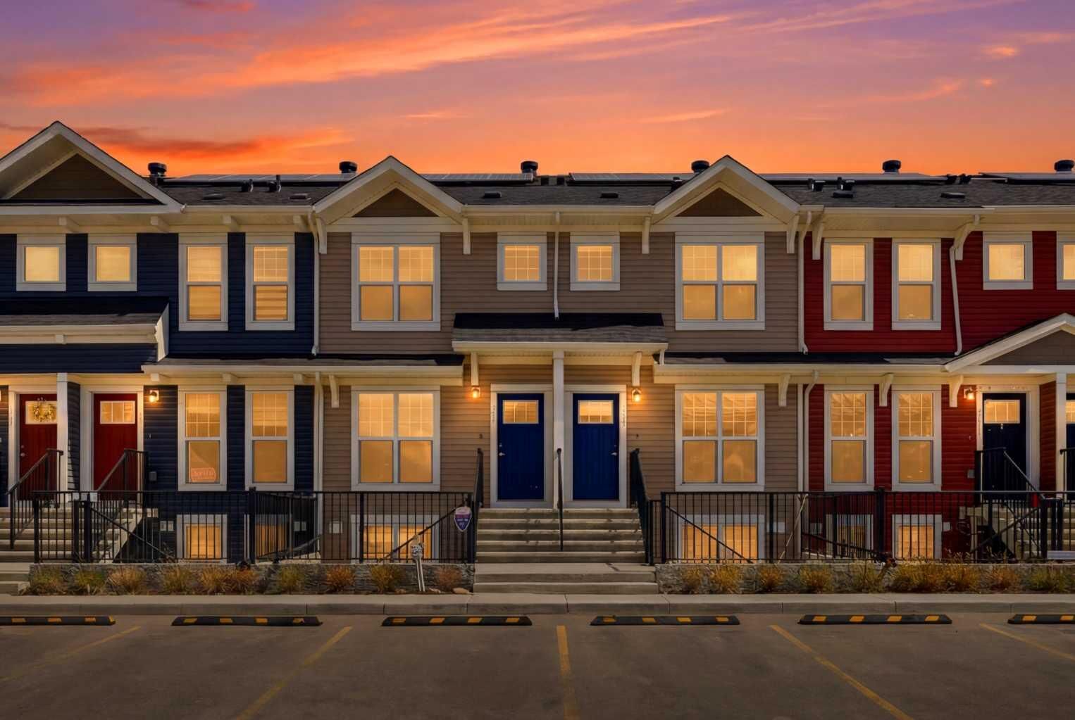 Property Photo: 7451 Falconridge Boulevard NE 1322 AB T3J 0Z8