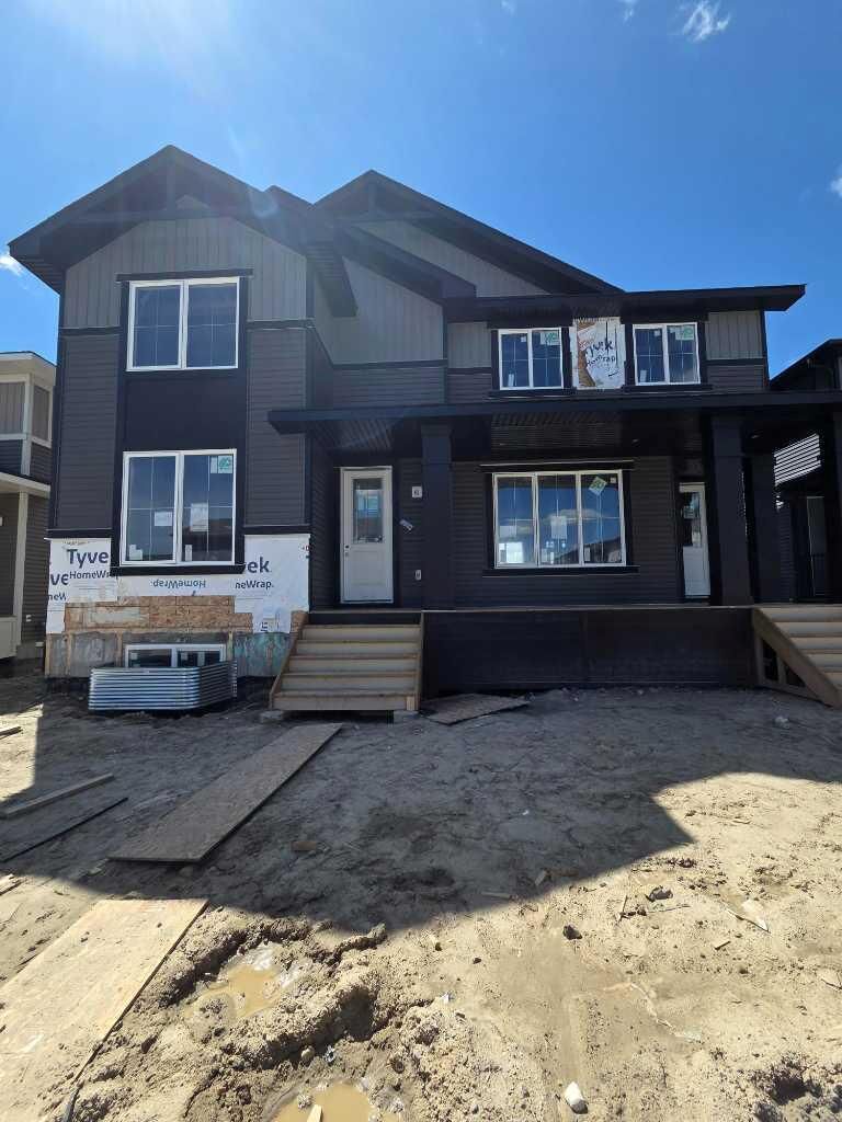 Property Photo: 2085 Cobblespring Avenue SW AB T4B 5Z6