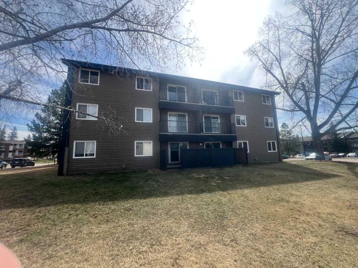 5611 10 Avenue 217A — photo 1