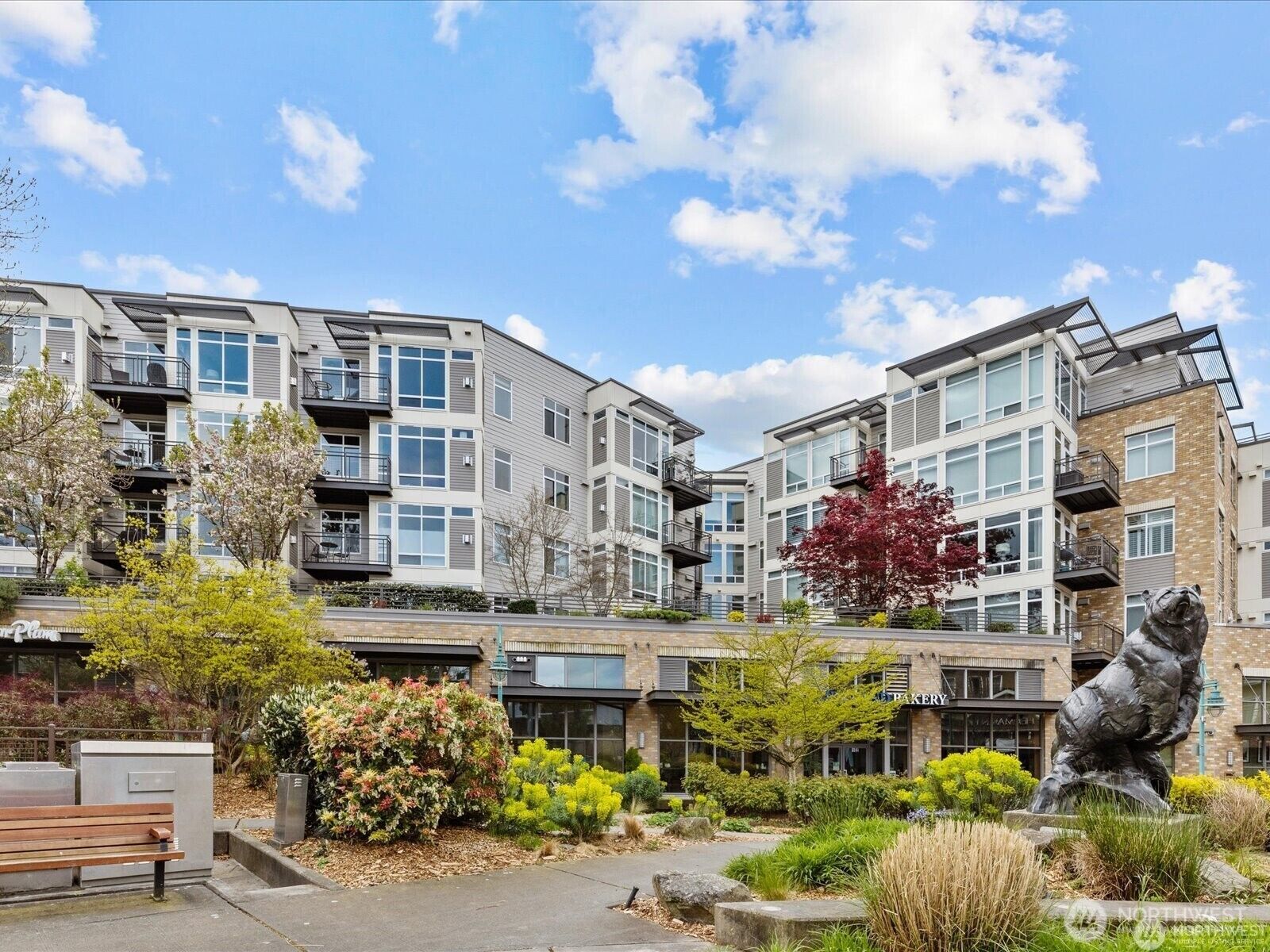 Property Photo:  211  Kirkland Avenue 309  WA 98033 
