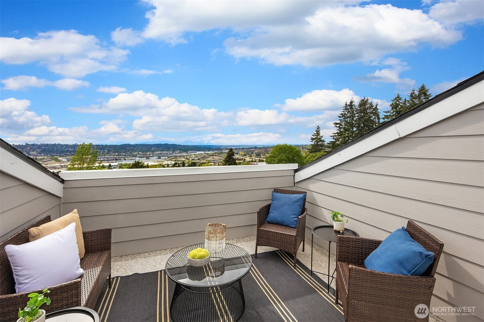 Property Photo:  4403  Greenwood Avenue N 301  WA 98103 