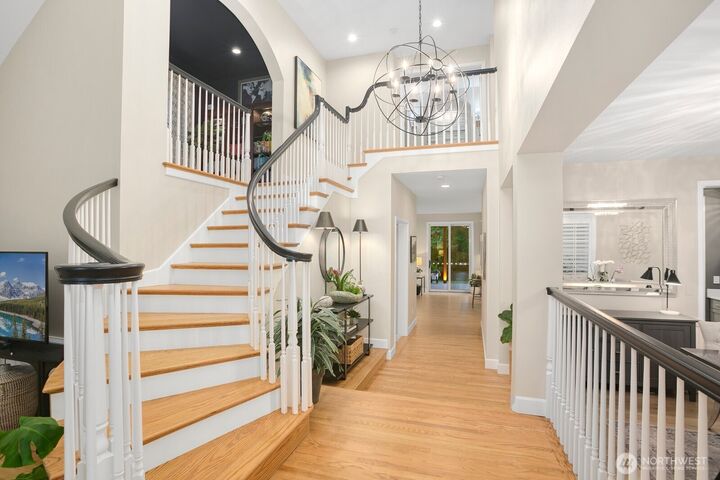 Property Photo:  808  275th Place SE  WA 98075 