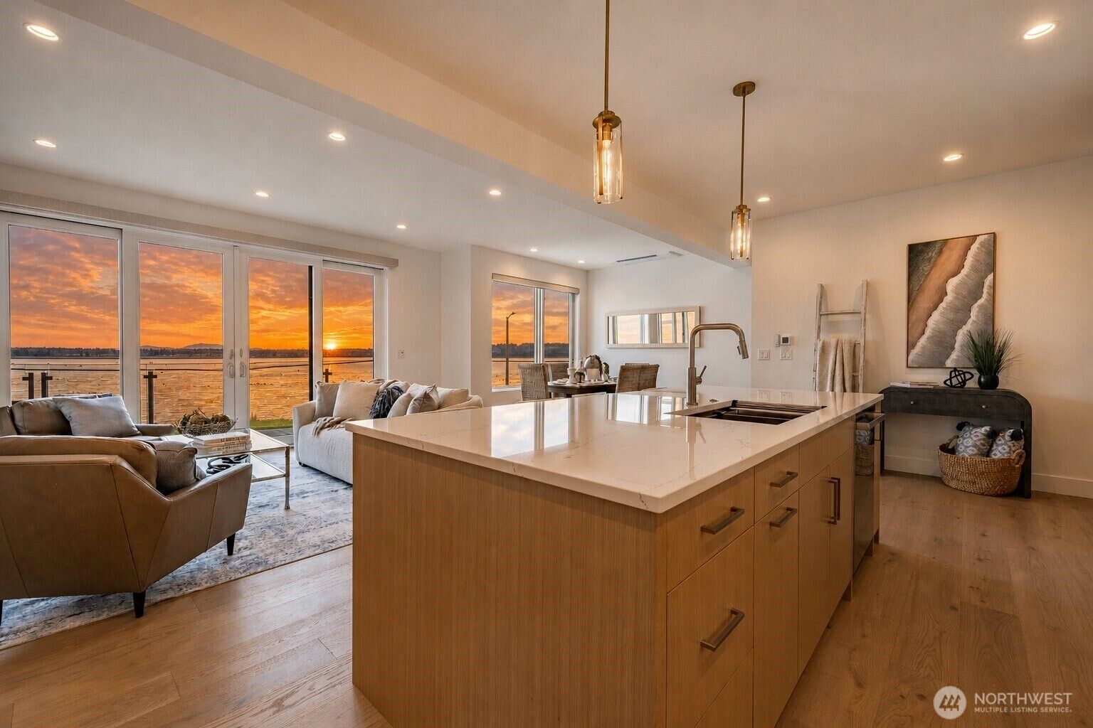 Property Photo: 1557 Mitchell Avenue 2 WA 98230