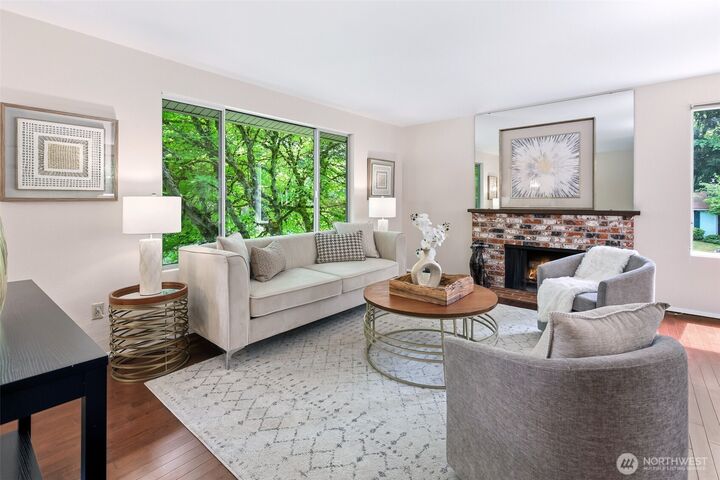 Property Photo:  155  Capella Drive NW  WA 98027 