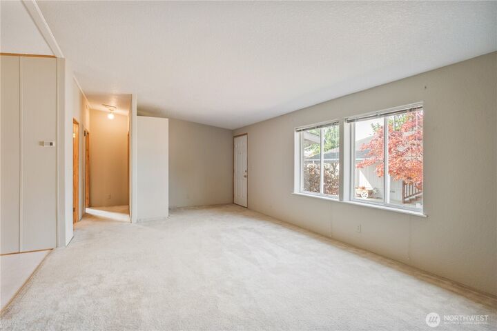 Property Photo: 57 Heritage Boulevard WA 98632