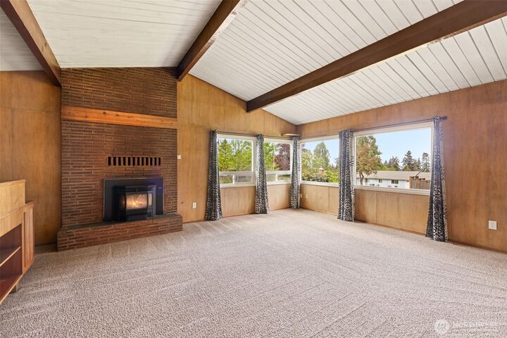 Property Photo:  130  Viewcrest Avenue  WA 98362 
