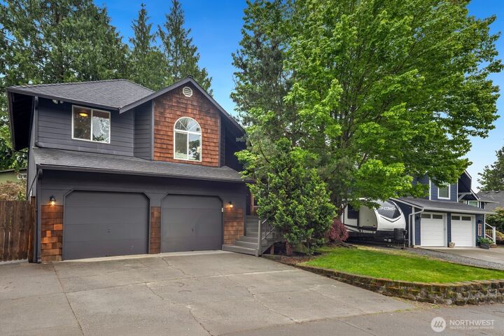 Property Photo:  1817  91st Drive SE  WA 98258 
