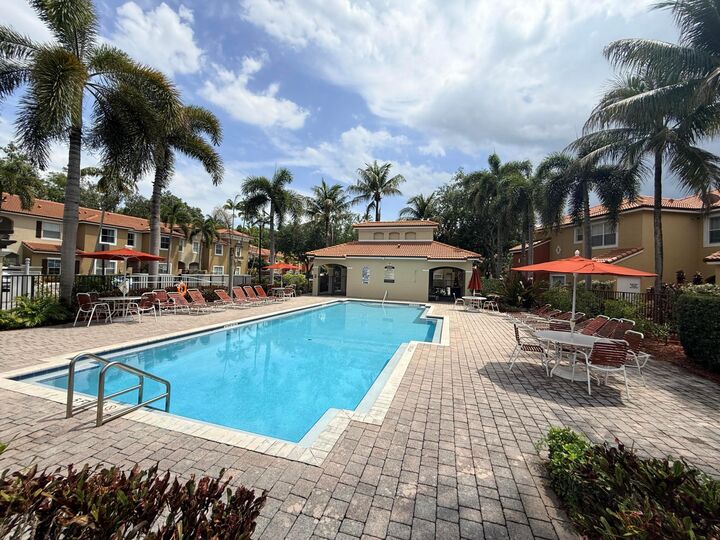 Property Photo:  3307 Merrick Lane 1004  FL 33063 