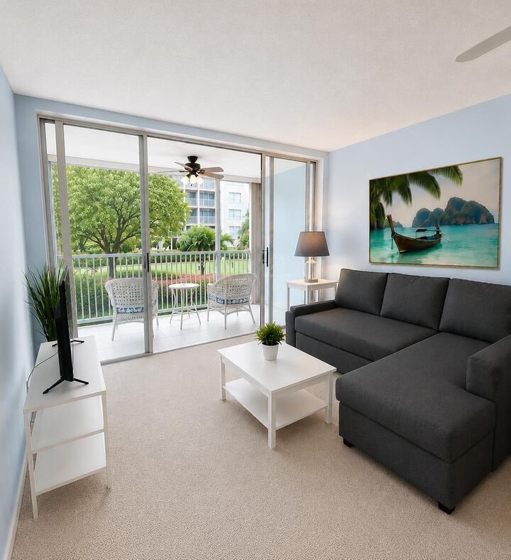 Property Photo:  2018 S Federal Highway 205  FL 33435 