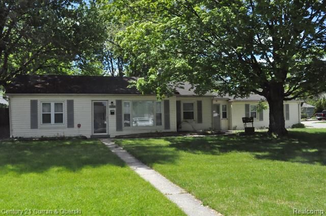 Property Photo:  1843 Lathers Street  MI 48135 