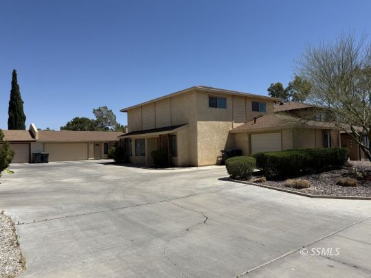 Property Photo:  1000 Perdew Ave  CA 93555 