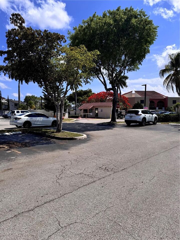 Property Photo: 10241 NW 9th St Cir 107-5 FL 33172