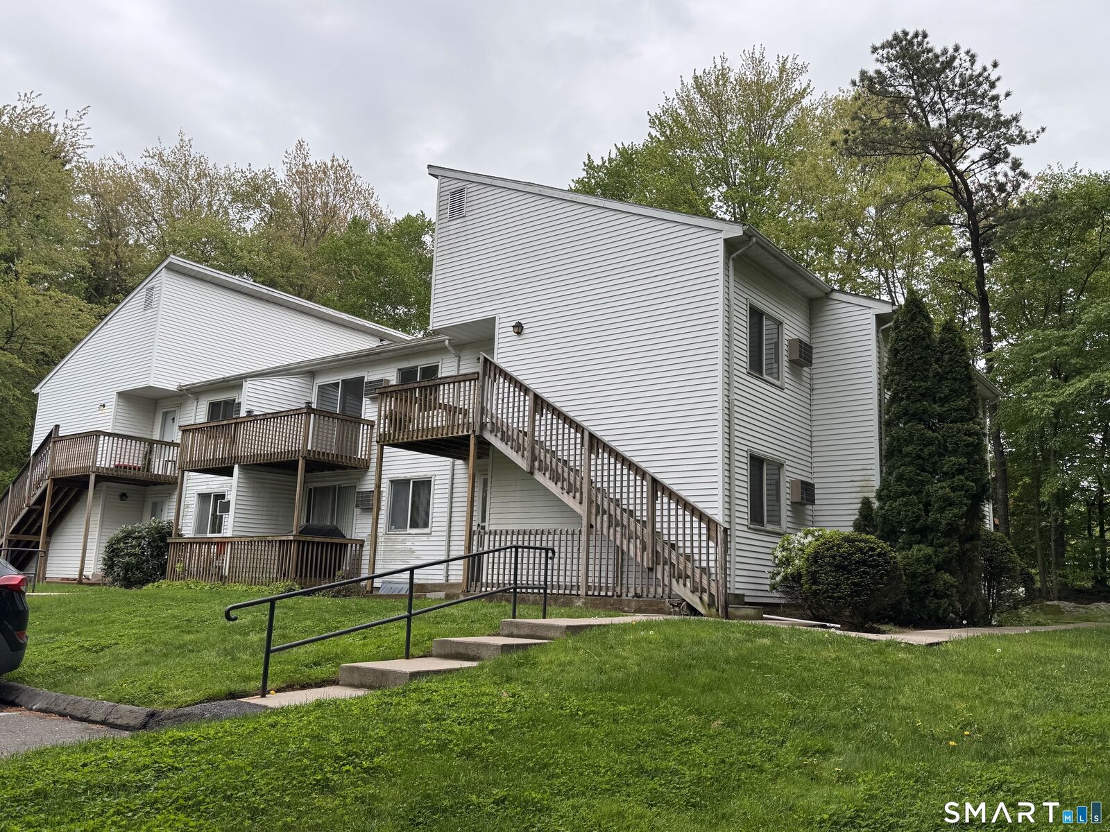 Property Photo:  1134 Hartford Turnpike 2C2  CT 06066 