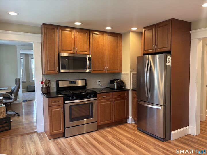 Property Photo:  59 Mechanic Street  CT 06511 
