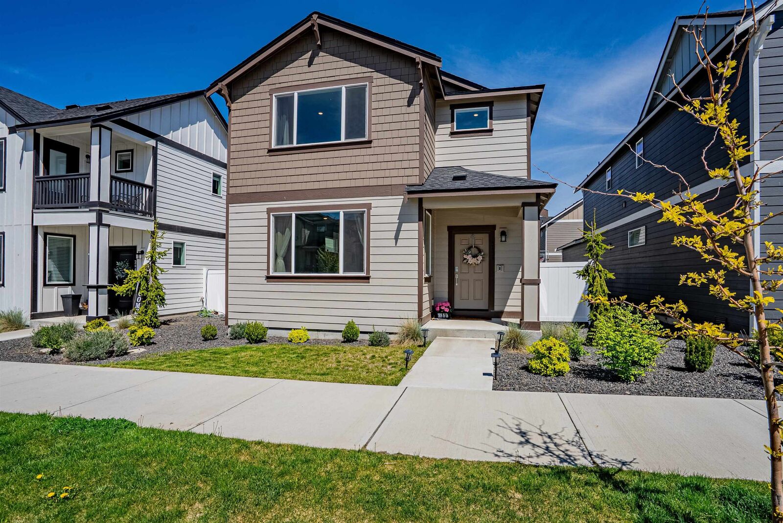 Property Photo:  2636 N Osprey Ln  WA 99019 