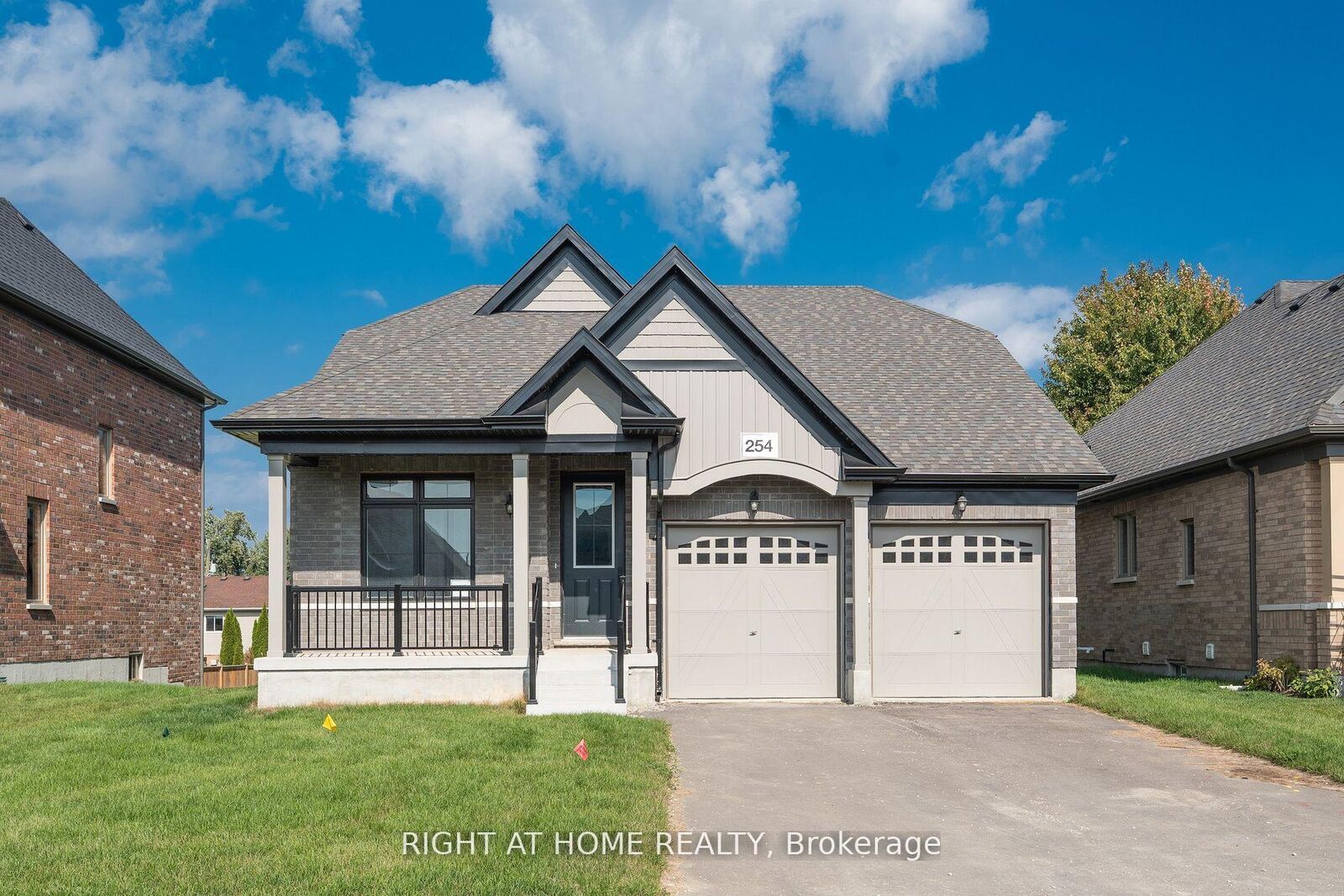 Property Photo: 254 Wilcox Drive ON L0M 1S0