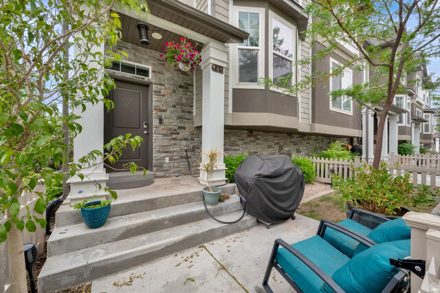 Property Photo:  1414 S 800 W #D 4-5  UT 84087 