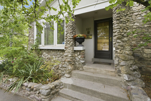 Property Photo:  887 E Third Ave  UT 84103 
