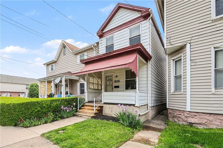 Property Photo:  305 Hickman St  PA 15017 