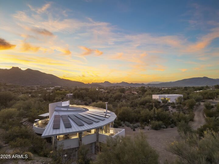 Property Photo:  7915 E Primrose Path  AZ 85377 