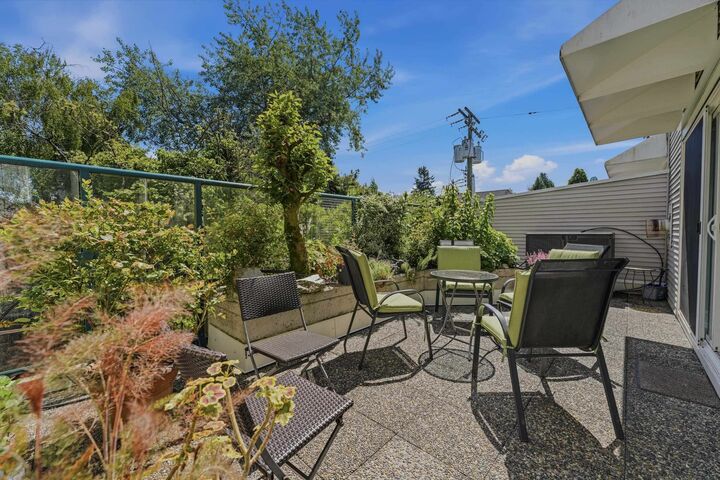 Property Photo:  3590 W 26th Avenue 202  BC V6S 1N9 