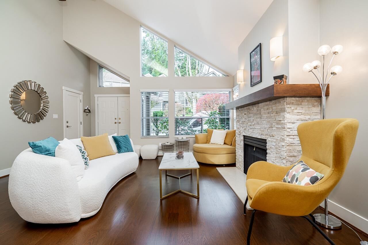 Property Photo: 4055 Indian River Drive 22 BC V7G 2R7