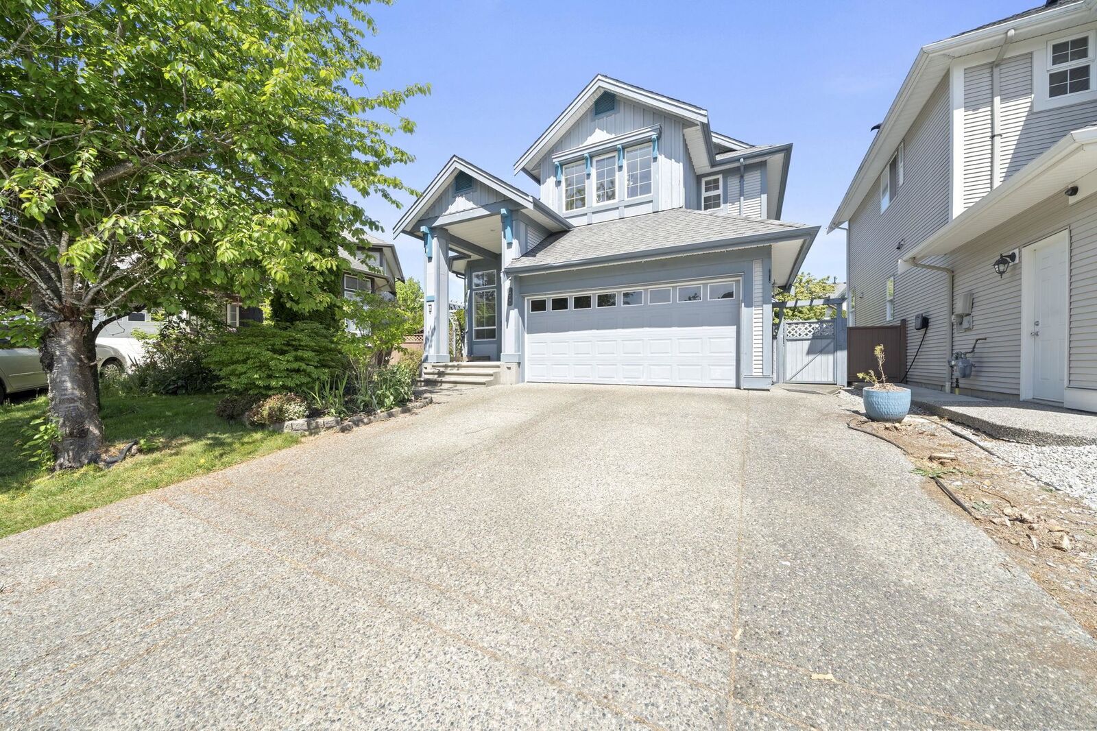 Property Photo:  14781 57A Avenue  BC V3S 3B7 