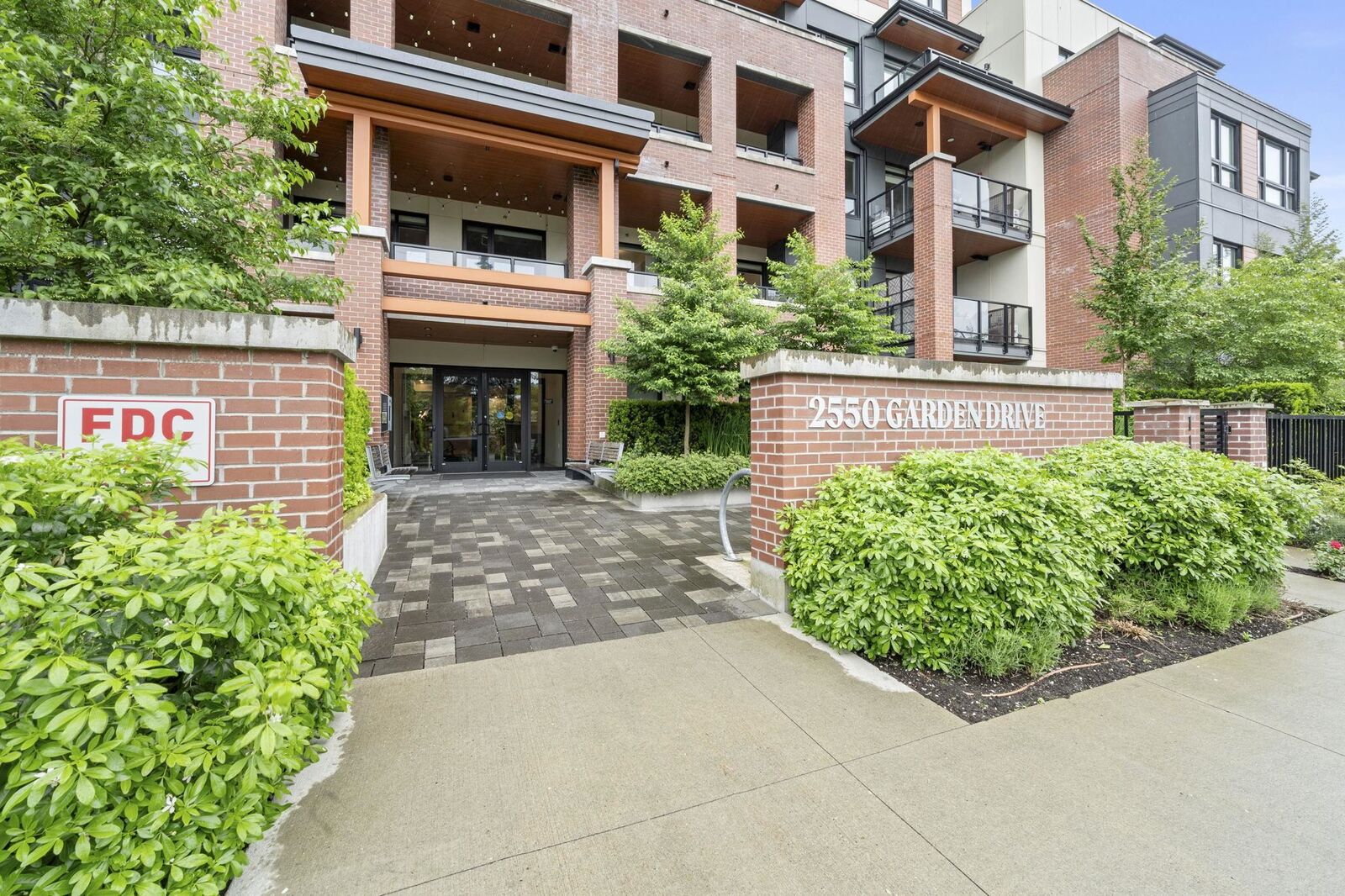 Property Photo:  2550 Garden Drive 205  BC V5N 4X6 