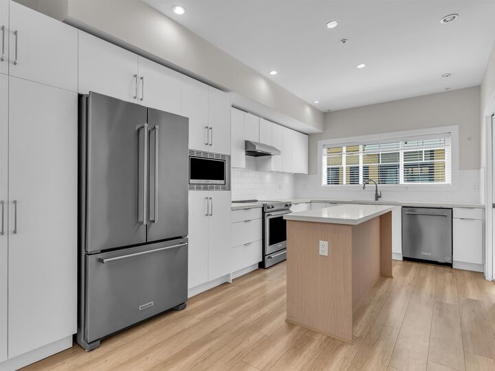 Property Photo:  80 Elgin Street 208  BC V3H 0M6 