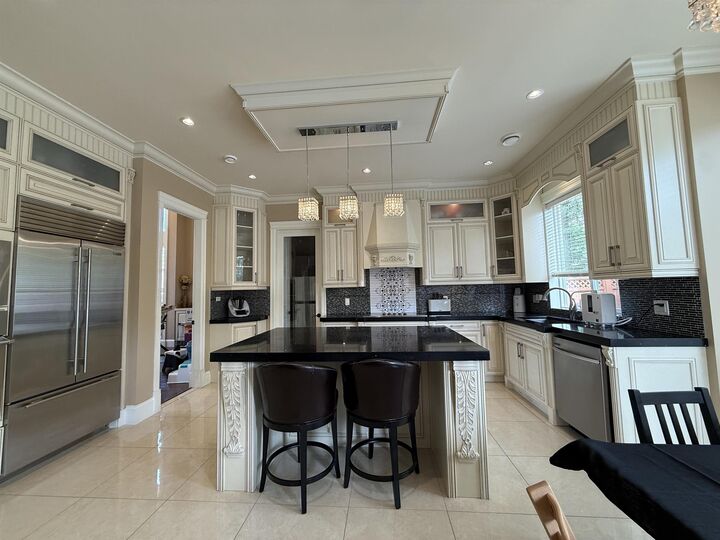 Property Photo:  3768 Barmond Avenue  BC V7E 1A3 