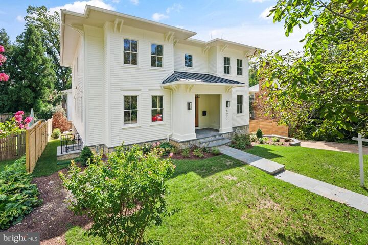 Property Photo:  5022 Cathedral Avenue NW  DC 20016 