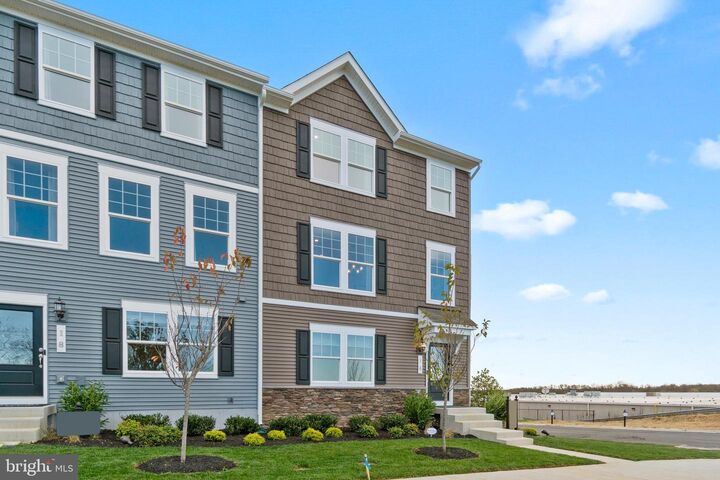 Property Photo: 31 United Mews 542 WV 25438