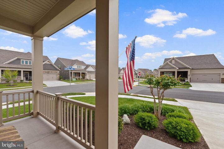 Property Photo: 46408 Reddish Knob Drive VA 20164